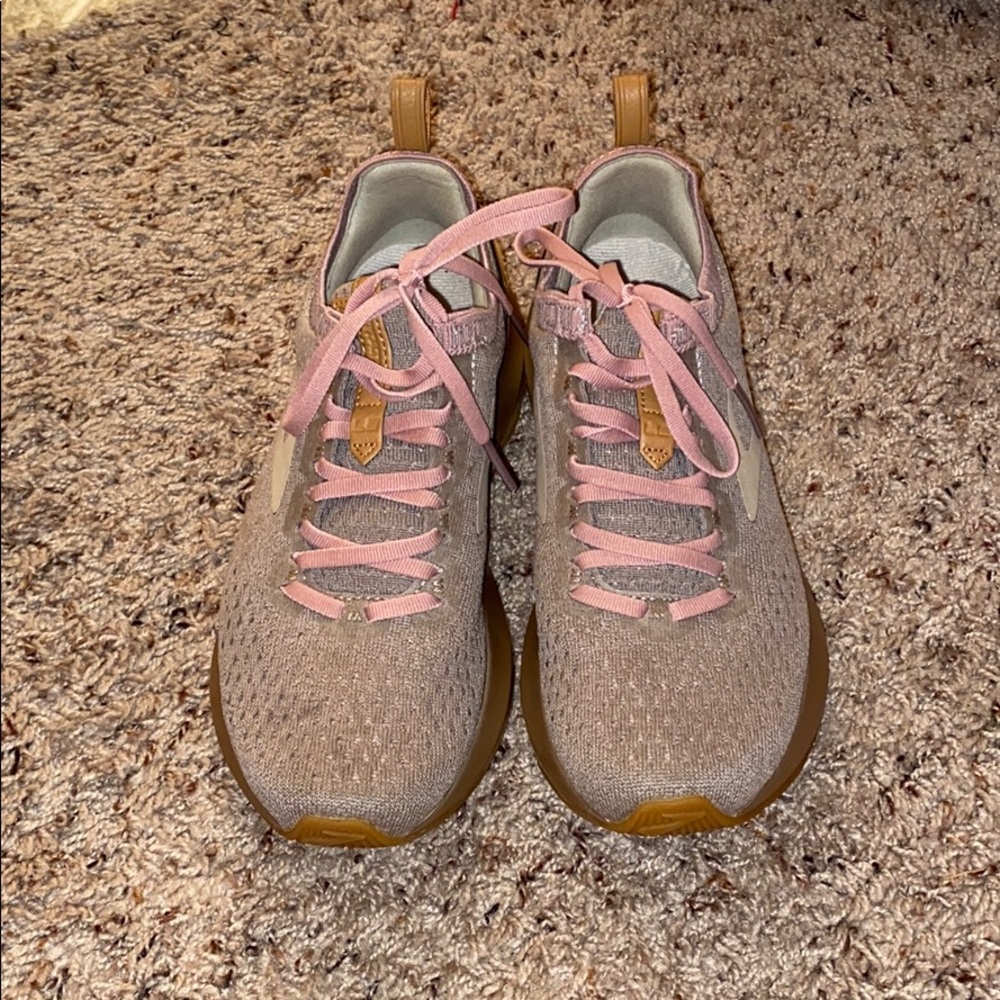 Brooks Levitate 2 LE